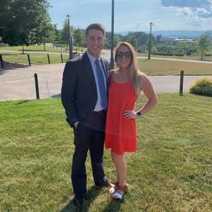 Meet your Posher, Nicole